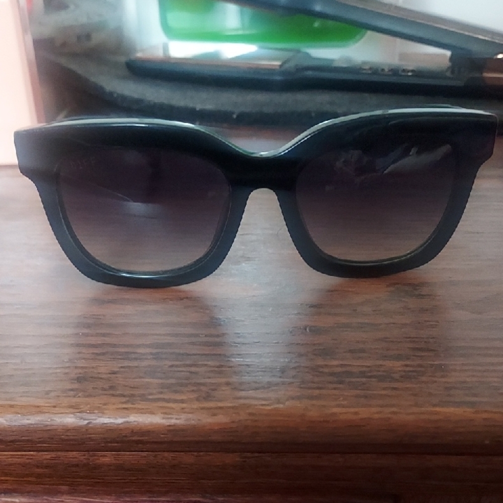 DIFF -CARSON SUNGLASSES